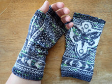Load image into Gallery viewer, Hand Knit Gloves - Moths
